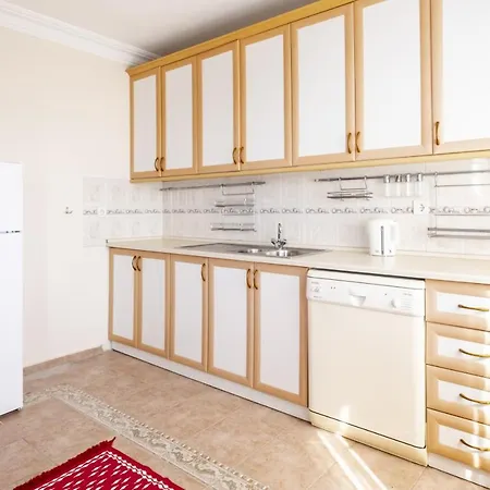 Duplex Flat With Bosphorus View In Uskudar Διαμέρισμα Κωνσταντινούπολη