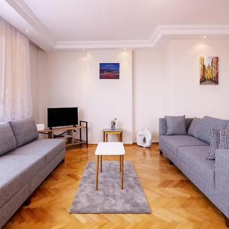 Duplex Flat With Bosphorus View In Uskudar