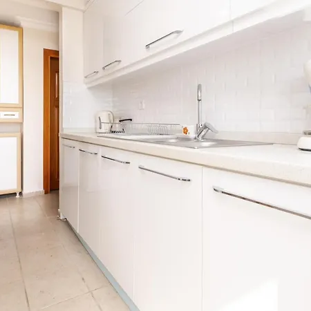 Duplex Flat With Bosphorus View In Uskudar