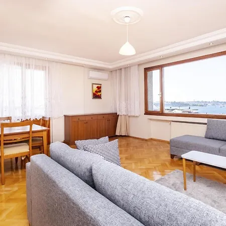 Duplex Flat With Bosphorus View In Uskudar Apartment